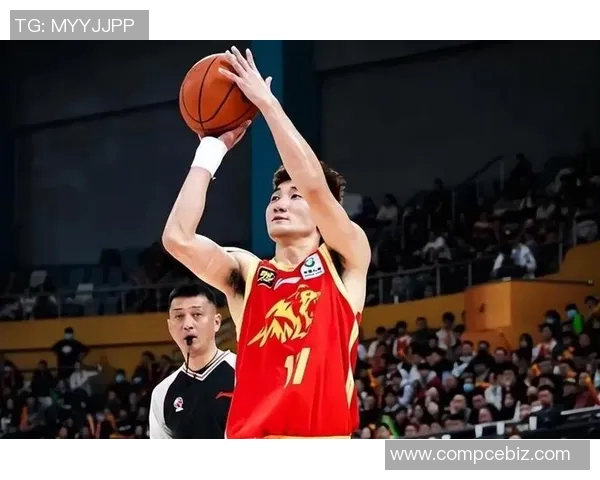 孙铭徽携手易建联组成联盟最强前场组合，引爆球迷热议