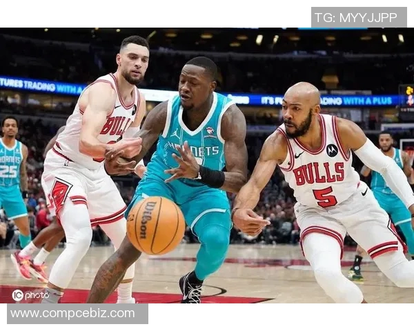 公牛与黄蜂精彩对决录像回放拉文表现引人注目 公牛与黄蜂精彩对决录像回放拉文表现引人注目