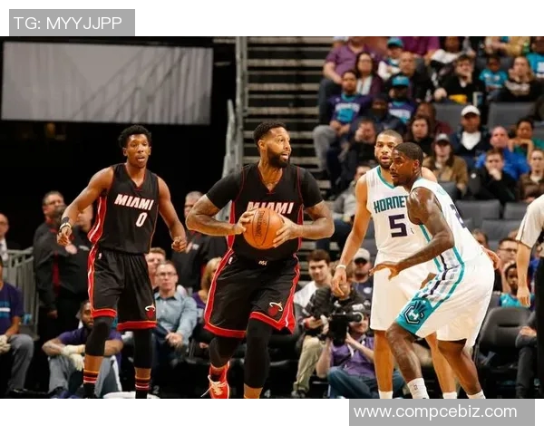 黄蜂与热火精彩对决视频录像回顾及赛后分析,重温比赛精彩瞬间 黄蜂与热火精彩对决视频录像回顾及赛后分析,重温比赛精彩瞬间