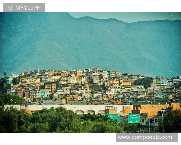 浦和与济州激战升级赛场内外爆发激烈群殴事件引发关注 浦和与济州激战升级赛场内外爆发激烈群殴事件引发关注